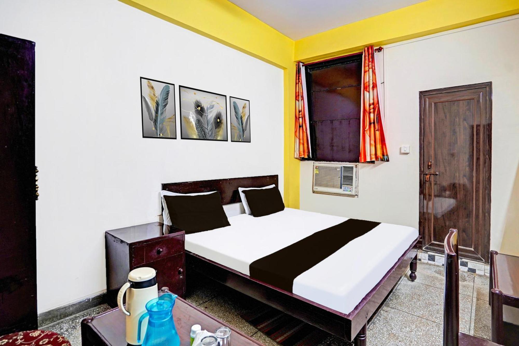 Hotel O Raj Mahal Kanpur Eksteriør billede